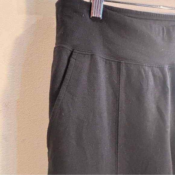 KIT and ACE Sz 8 Athleisme Pants Jogger Style Cuffed Hem Jersey Knit Dark Grey - Picture 2 of 15